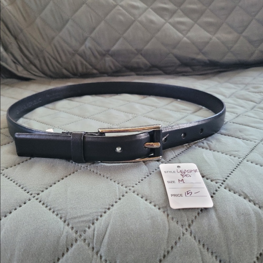Banana Republic Ladies Black Belt